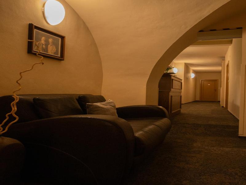 Hotel Zatkuv Dum image