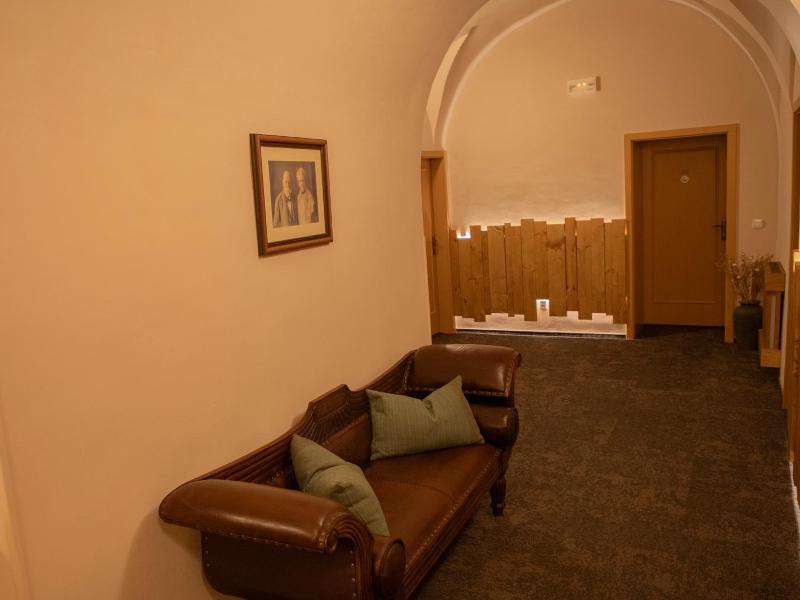 Hotel Zatkuv Dum image