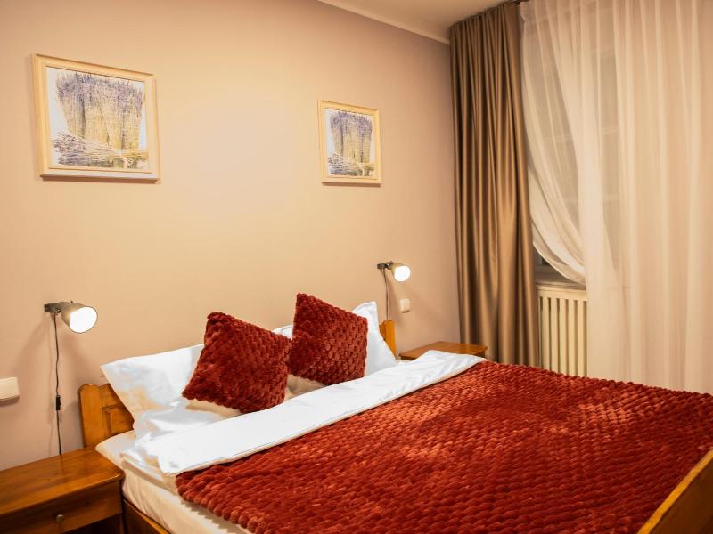 Hotel Zatkuv Dum image
