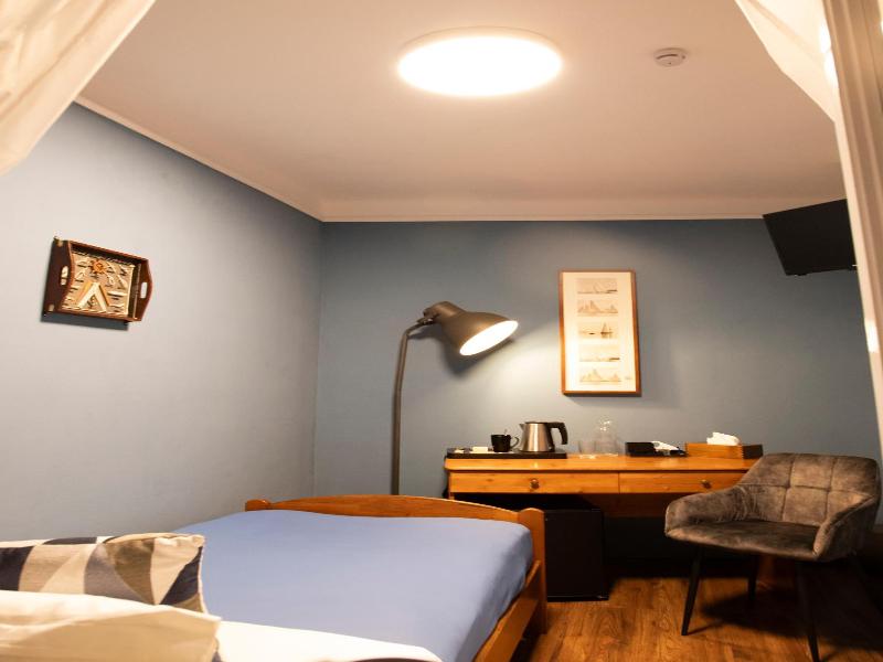 Hotel Zatkuv Dum image