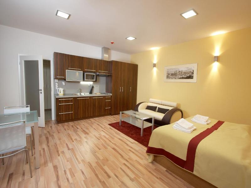 Residence U Cerne veze image