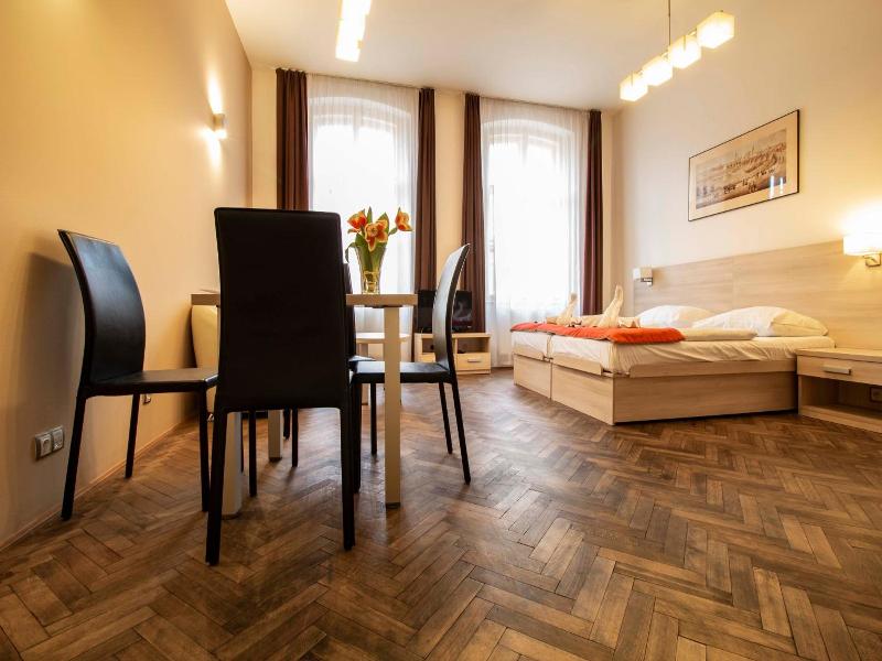 Residence U Cerne veze image
