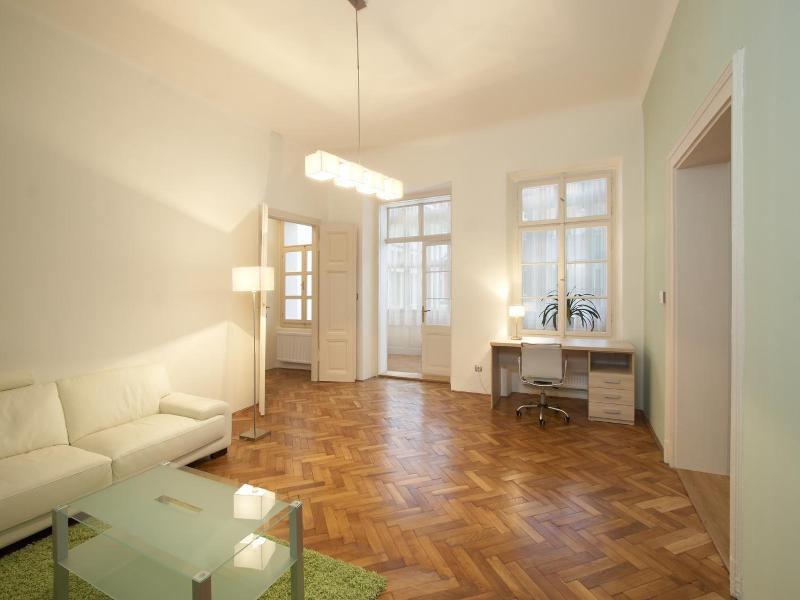 Residence U Cerne veze image