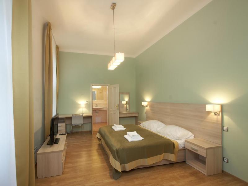Residence U Cerne veze image