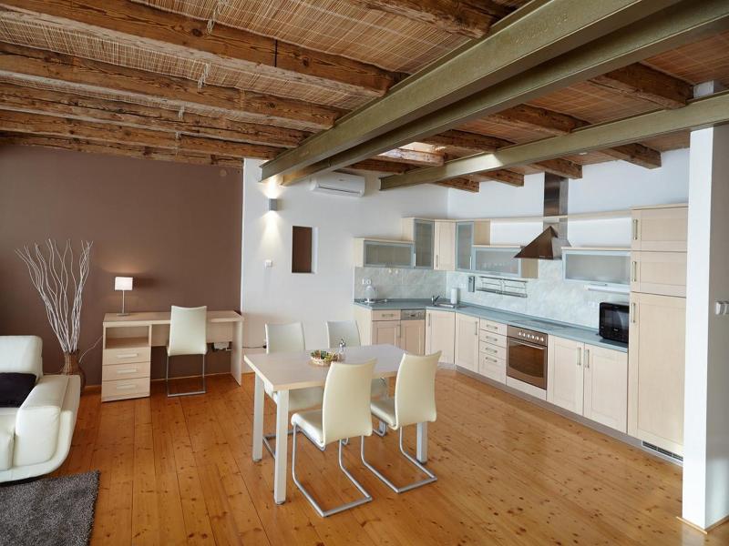 Residence U Cerne veze image