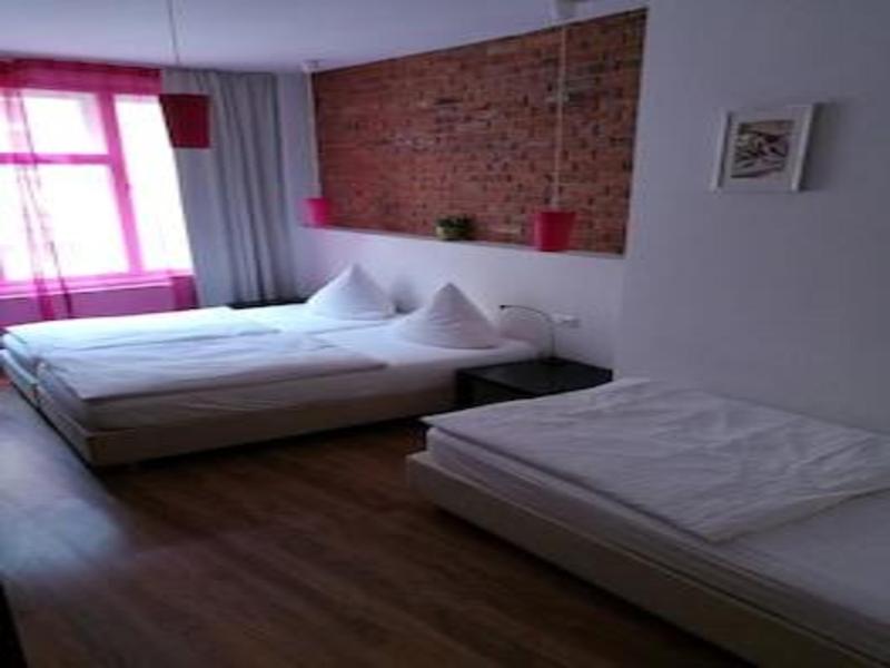 Purpur Aparthotel image