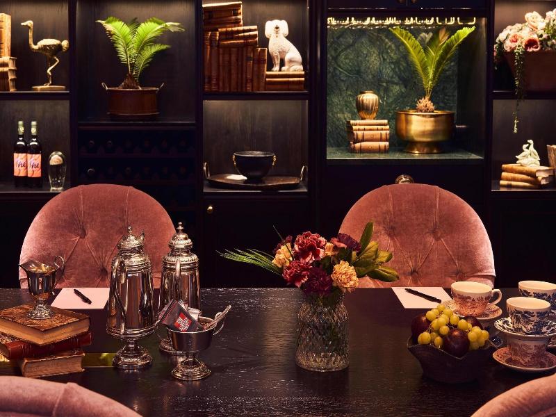 MJ'S Hotel image