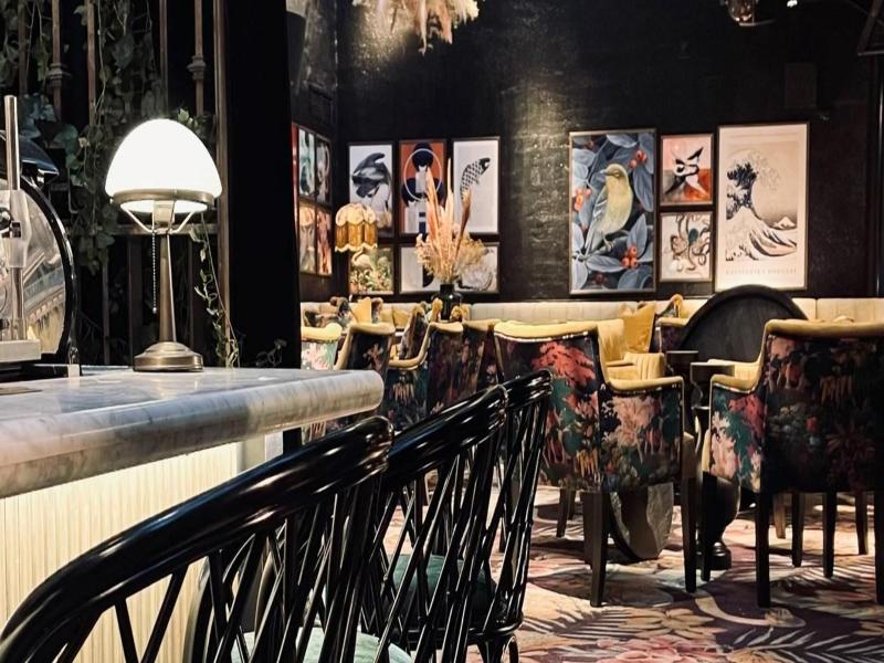 MJ'S Hotel image