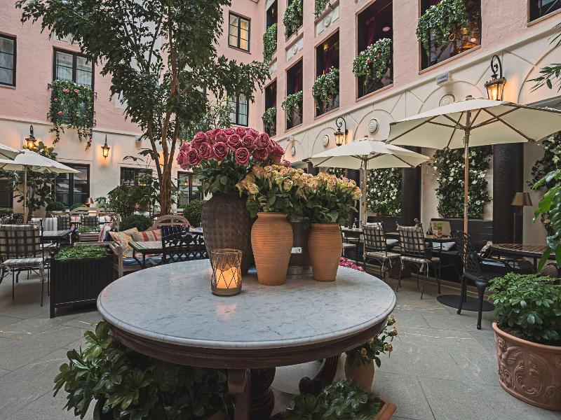 MJ'S Hotel image