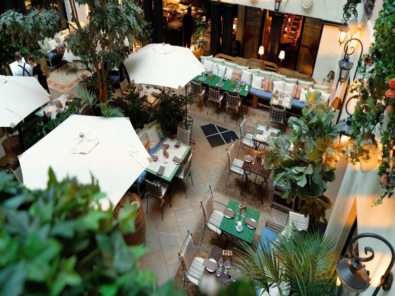 MJ'S Hotel image