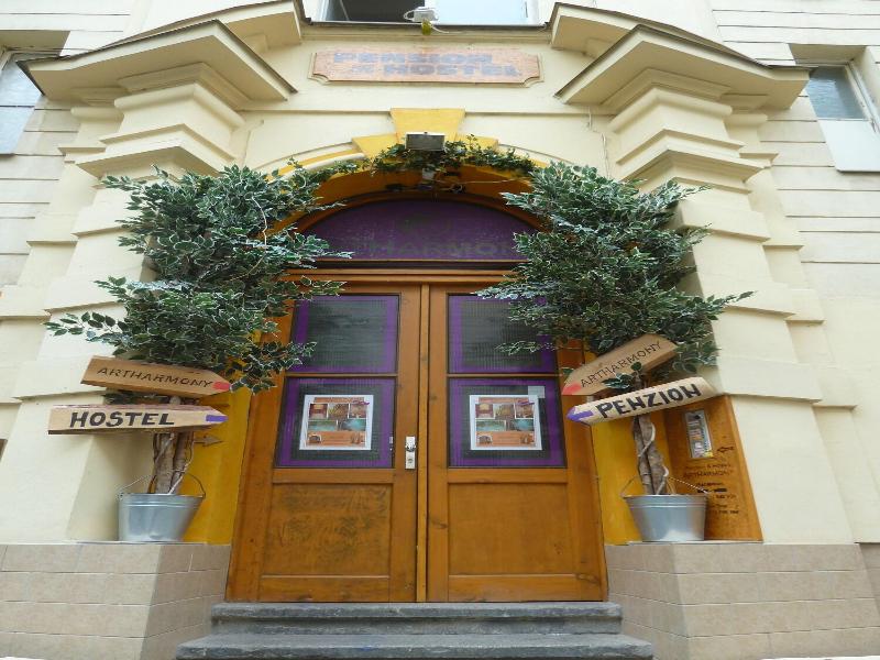 Artharmony Hotel & Hostel image