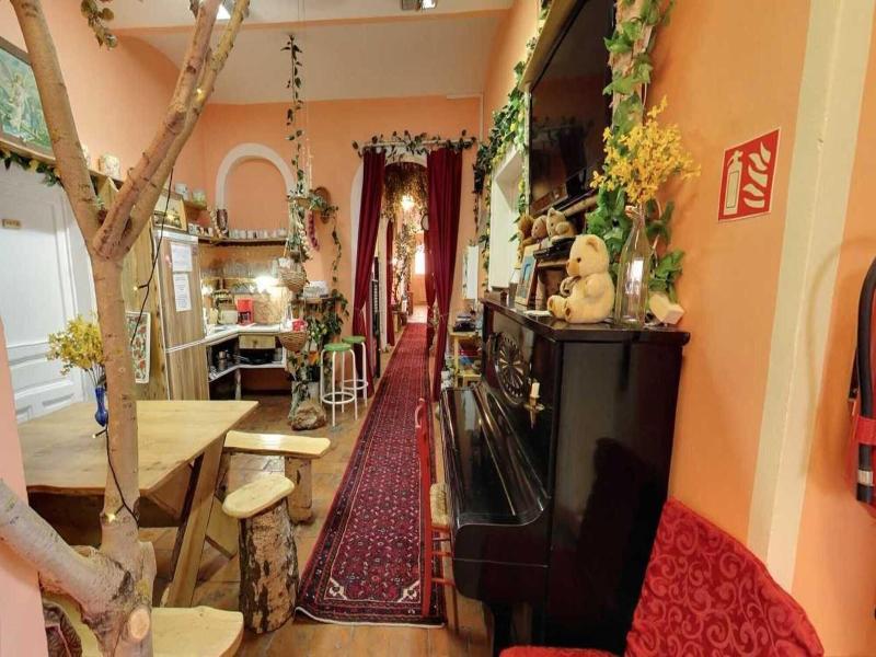 Artharmony Hotel & Hostel image