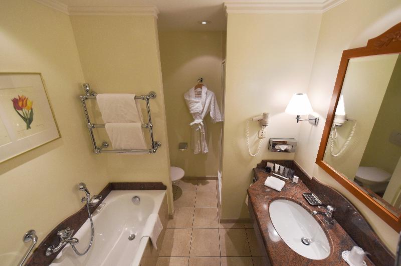 Hotel La Barcarolle image