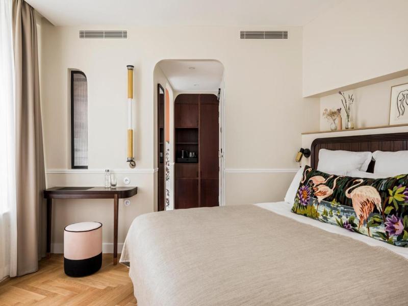 Chamar Hotel image