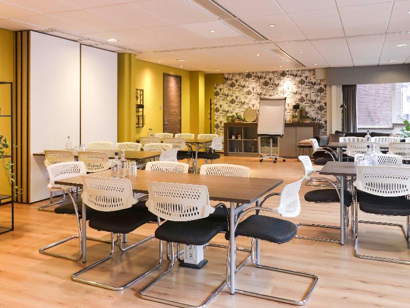Mercure Hotel Tilburg Centrum image