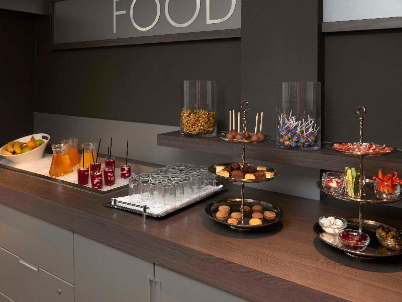 Mercure Hotel Tilburg Centrum image