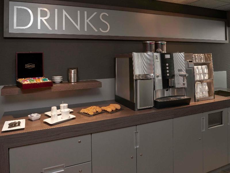 Mercure Hotel Tilburg Centrum image
