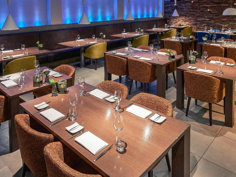 Mercure Hotel Tilburg Centrum image