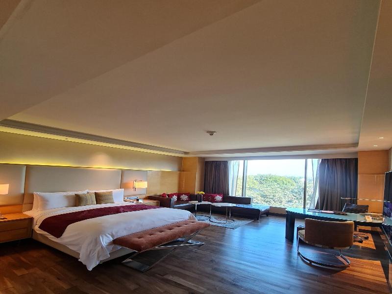 JW Marriott Hotel Chandigarh image