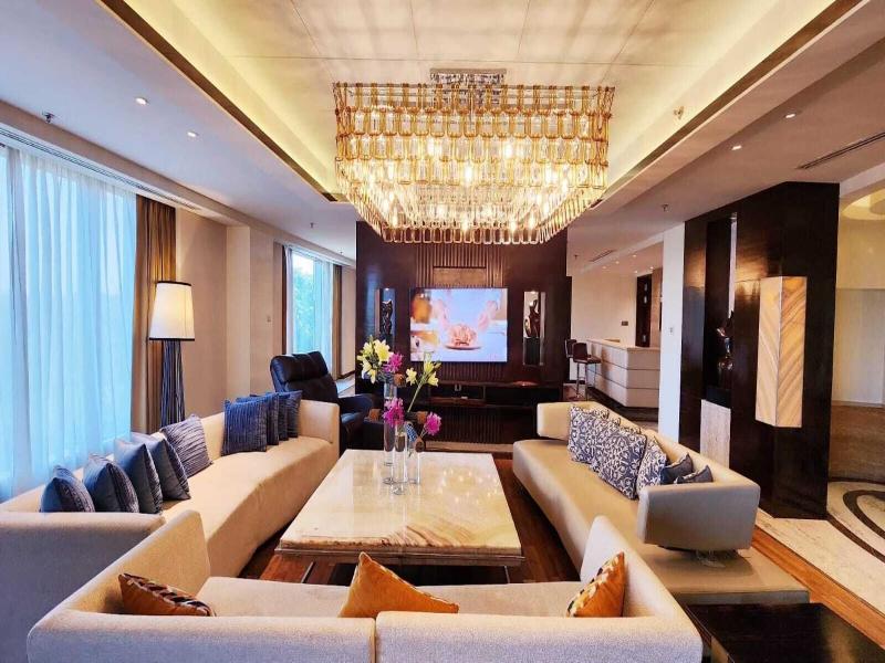 JW Marriott Hotel Chandigarh image
