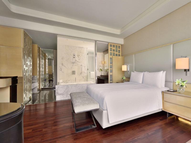 JW Marriott Hotel Chandigarh image