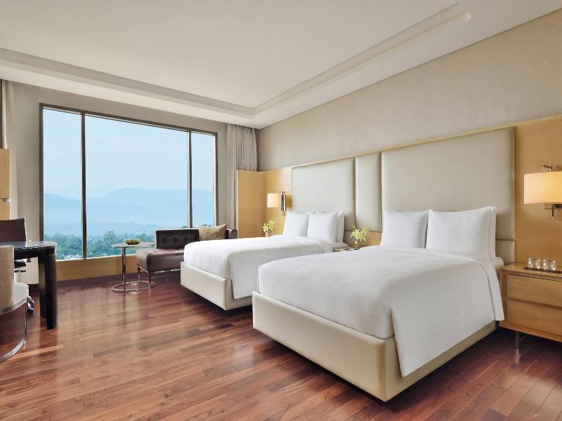 JW Marriott Hotel Chandigarh image