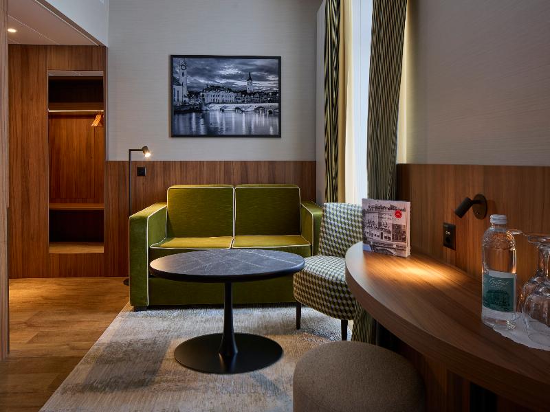 Central Plaza Hotel image