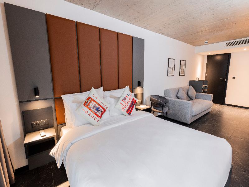 The Londoner Hotel St. Julians image