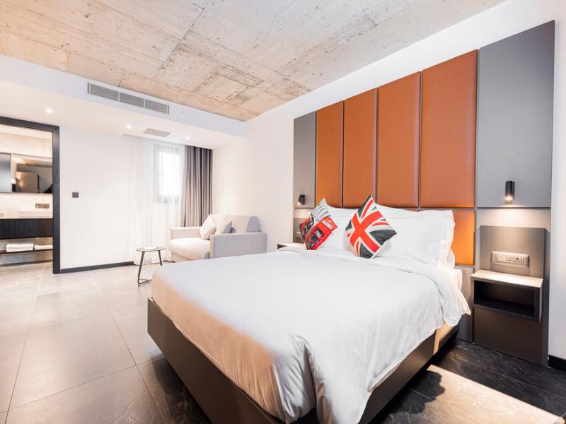 The Londoner Hotel St. Julians image