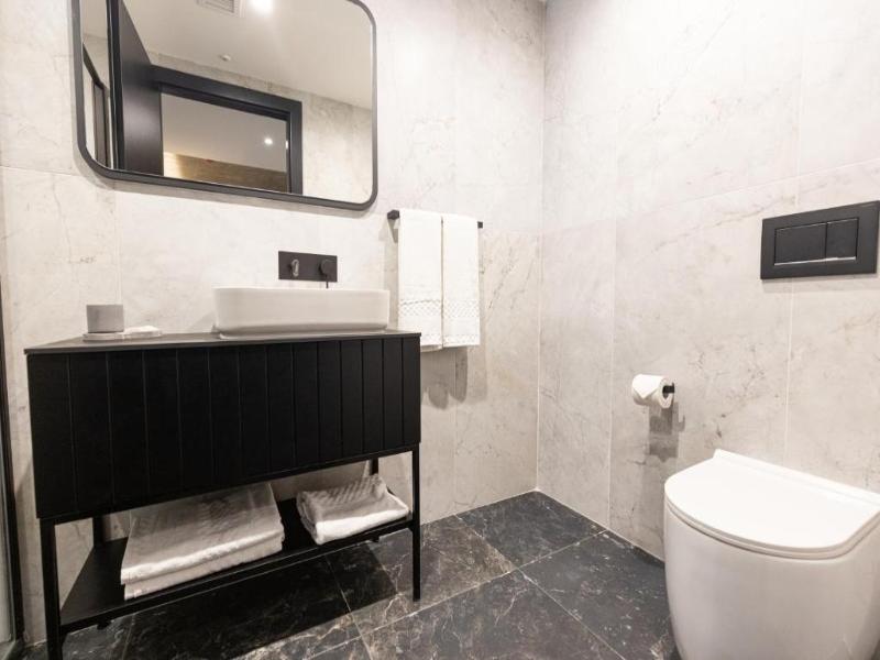 The Londoner Hotel St. Julians image