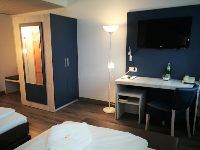Hotel Near By image
