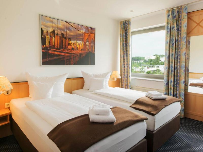 Hotel Near By image