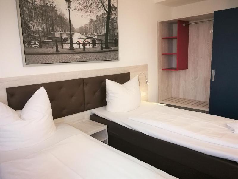 Hotel Near By image