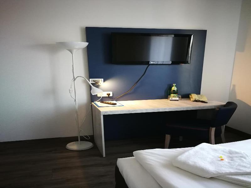 Hotel Near By image