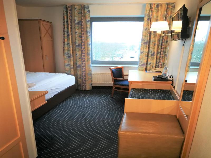 Hotel Near By image