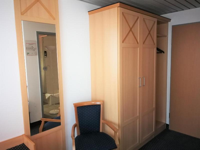 Hotel Near By image