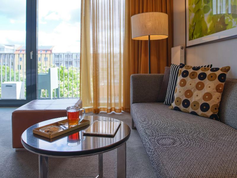 Adina Apartment Hotel Berlin Mitte image
