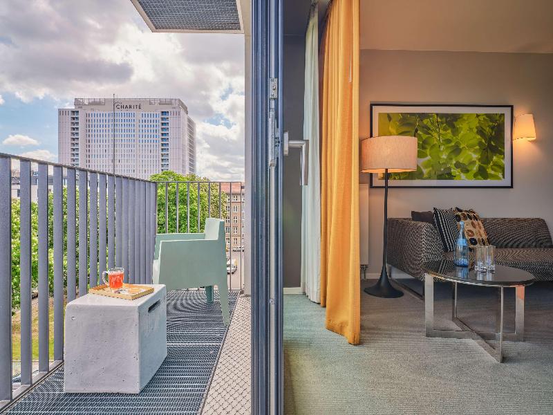 Adina Apartment Hotel Berlin Mitte image