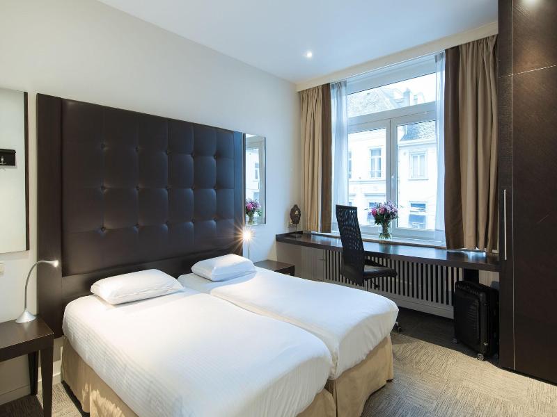 Hotel Chambord Brussels image