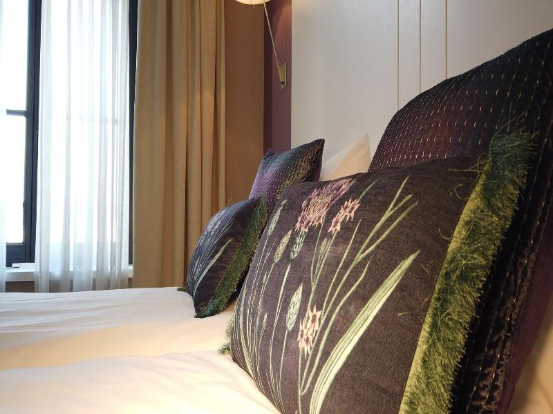 Hotel T Zand image