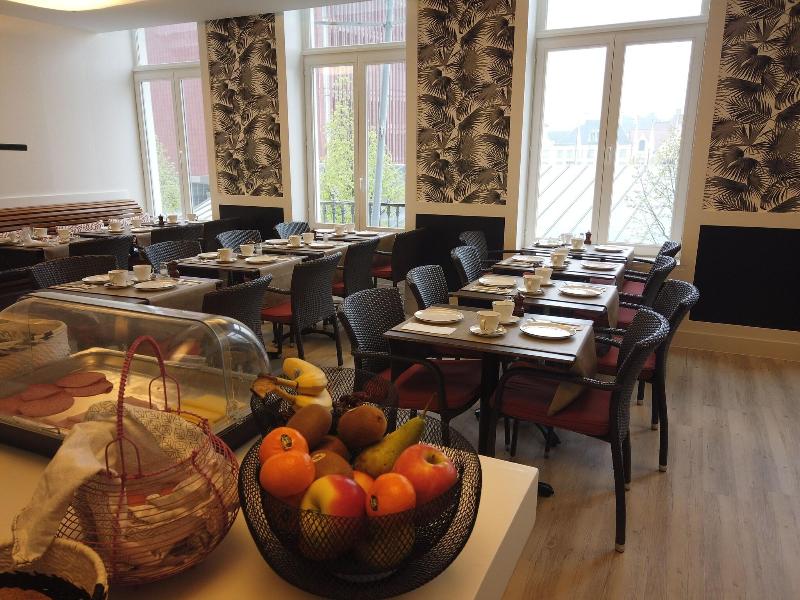 Hotel T Zand image