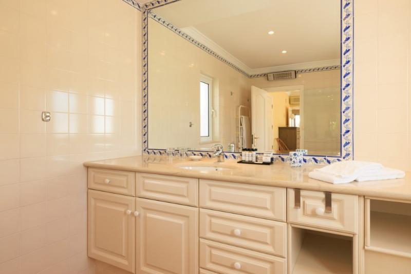 Vale Do Lobo Resort image