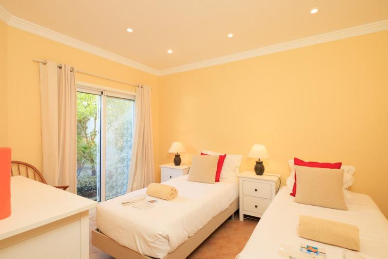 Vale Do Lobo Resort image