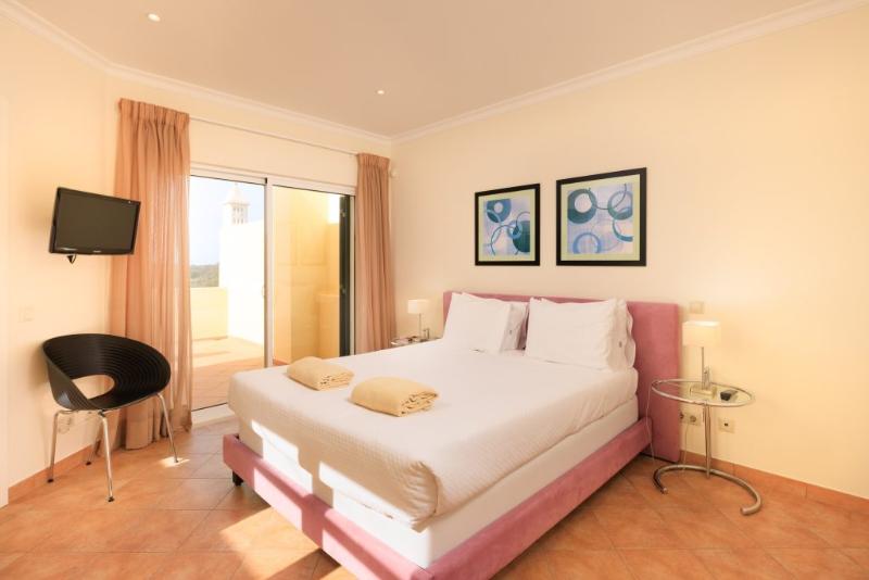 Vale Do Lobo Resort image