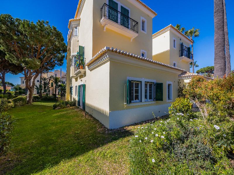 Vale Do Lobo Resort image