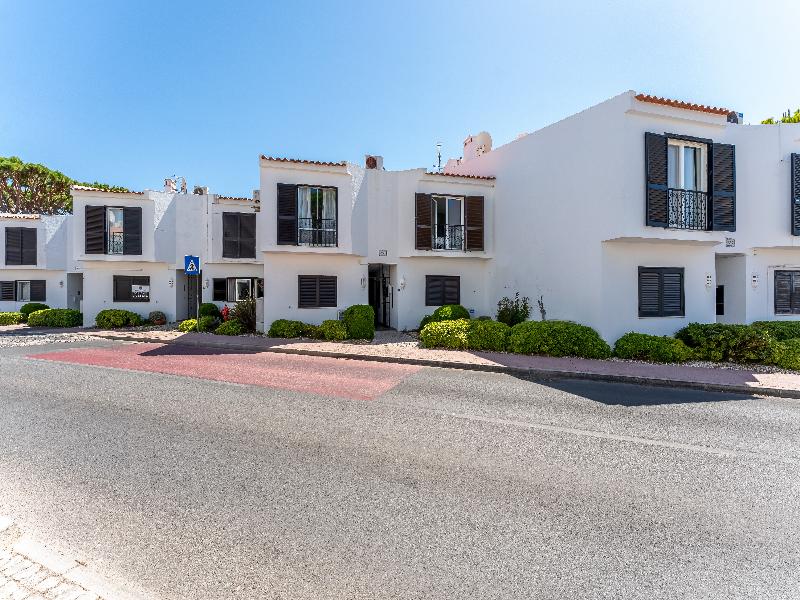 Vale Do Lobo Resort image