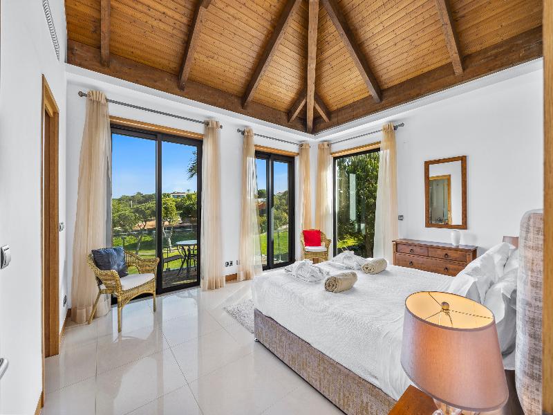 Vale Do Lobo Resort image