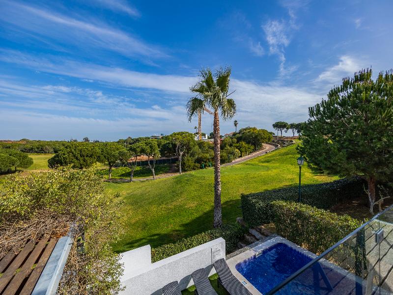 Vale Do Lobo Resort image