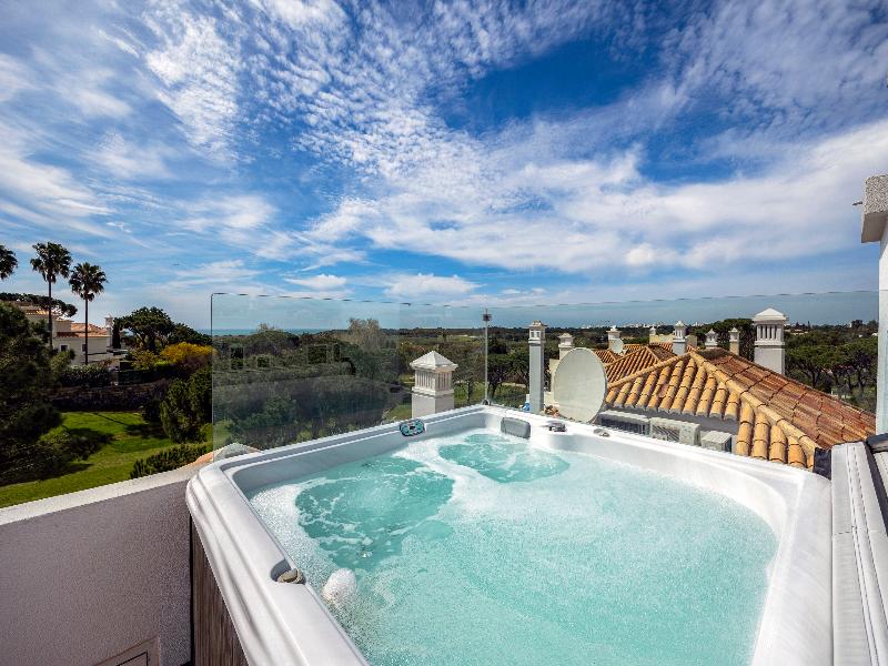 Vale Do Lobo Resort image