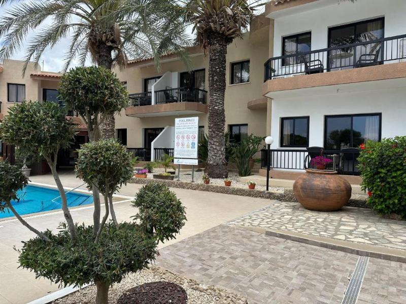 Anna Hotel Apartments image